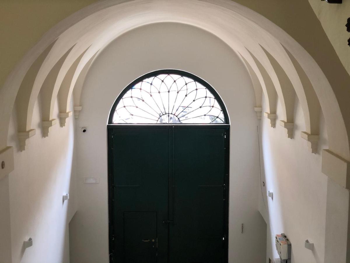 Carlo V - Con Piscina E Giardino Privati Apartment Lecce Exterior foto