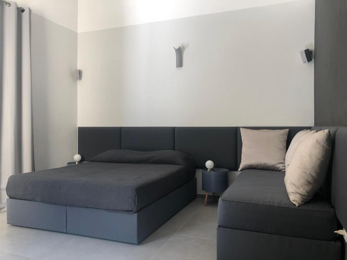 Carlo V - Con Piscina E Giardino Privati Apartment Lecce Exterior foto