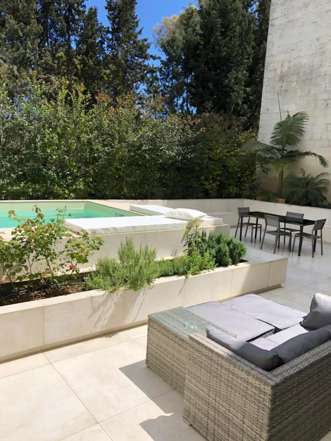 Carlo V - Con Piscina E Giardino Privati Apartment Lecce Exterior foto